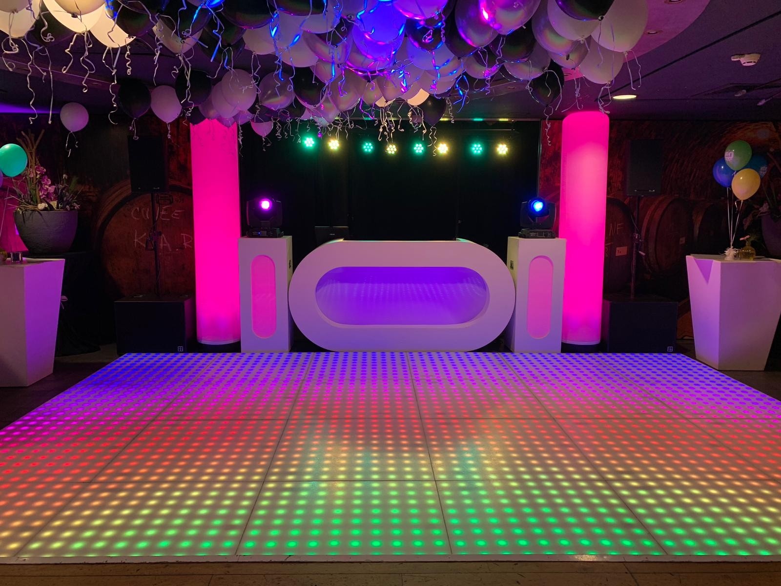Verlichte LED dansvloer huren bruiloft Gelderland